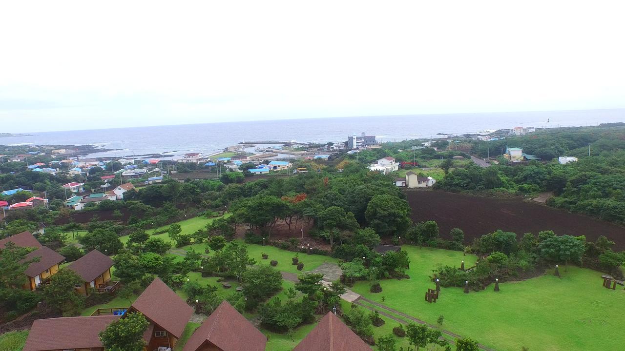Jeju Bille Log Pension Szogüpho Kültér fotó
