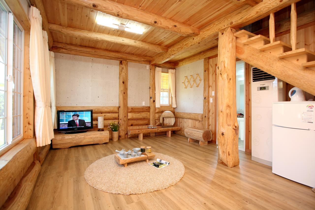Jeju Bille Log Pension Szogüpho Kültér fotó